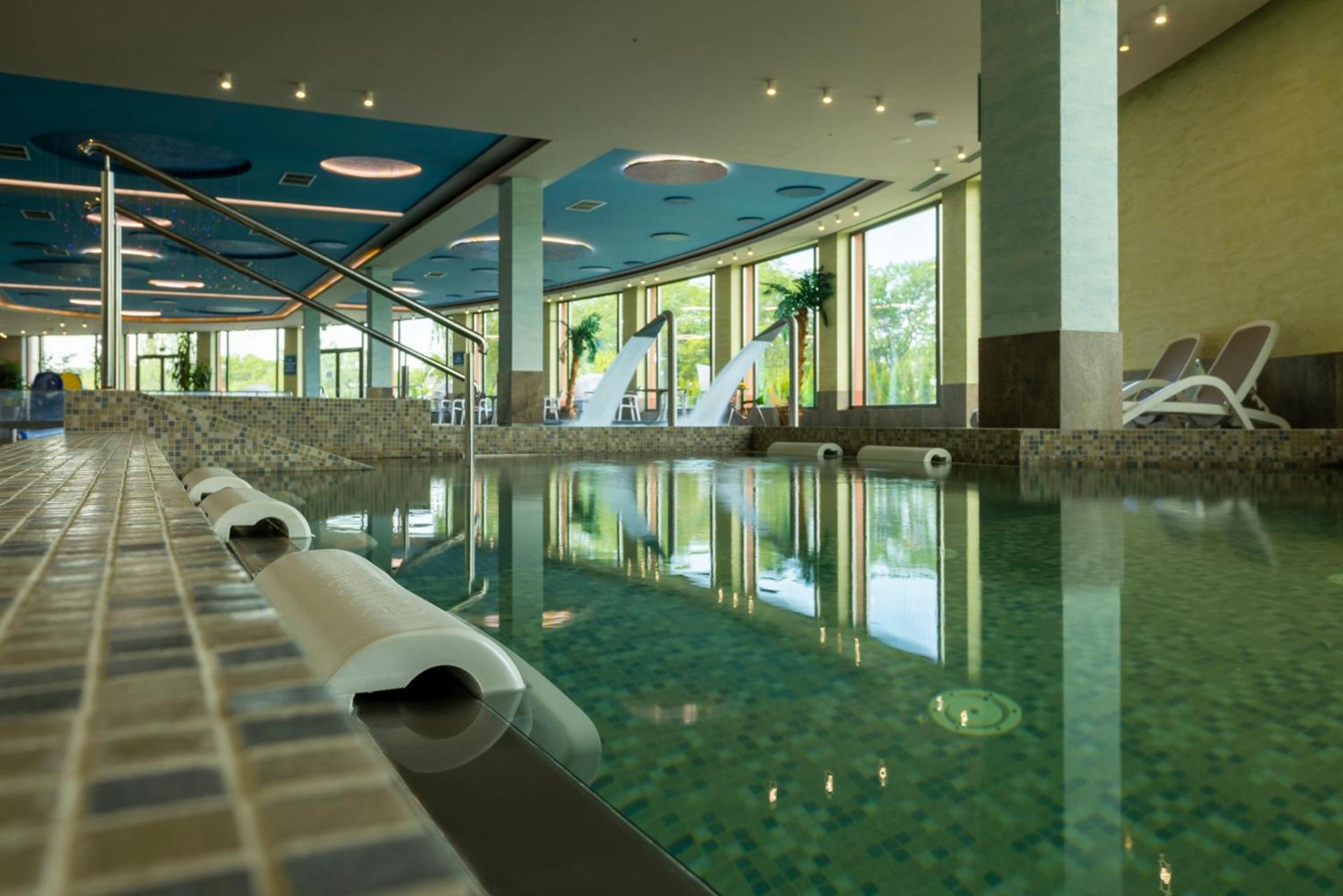 Terma Slowacki Resort Medical Spa Busko Zdroj Exterior photo